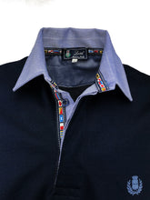 Carica l'immagine nel visualizzatore di Gallery, POLO Piquet Uomo Blu collo Bandierine