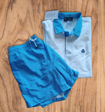 Carica l&#39;immagine nel visualizzatore di Gallery, Completo Mare Polo Piquet Uomo Bianco Collo Turchese Stampato con pantaloncino mare

